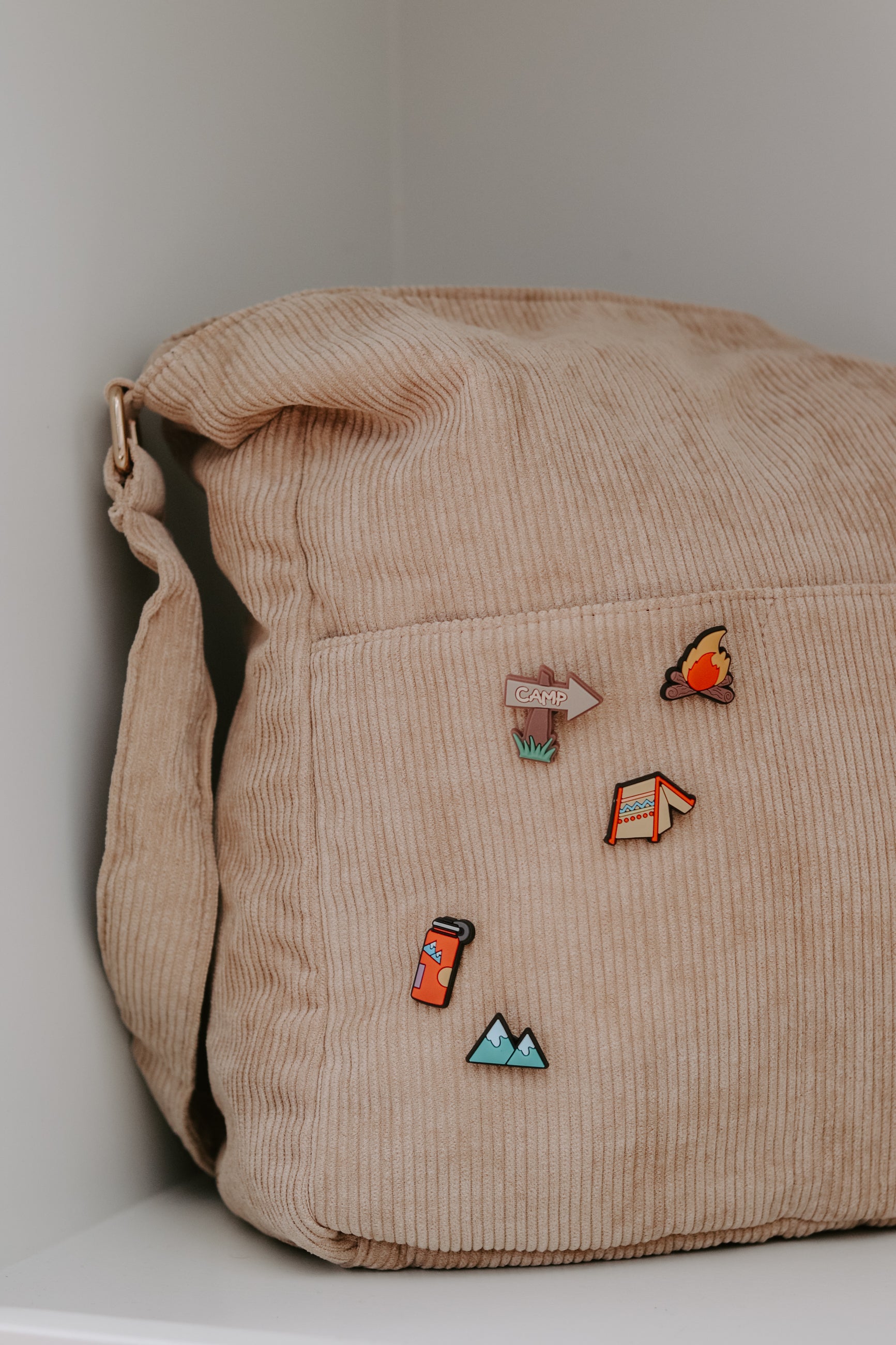 Cam-Pins