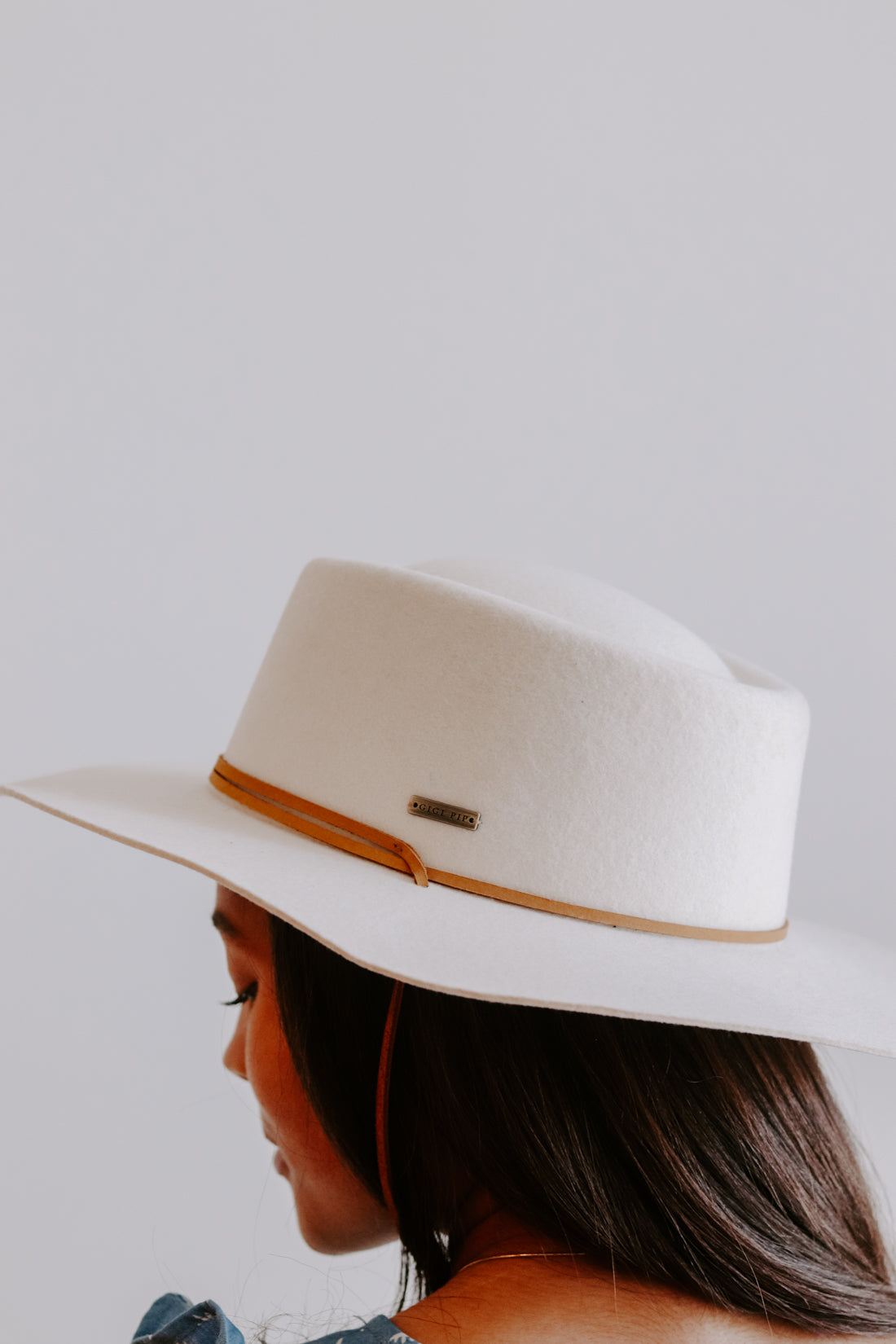 Wren Flat Brim Hat - Off White