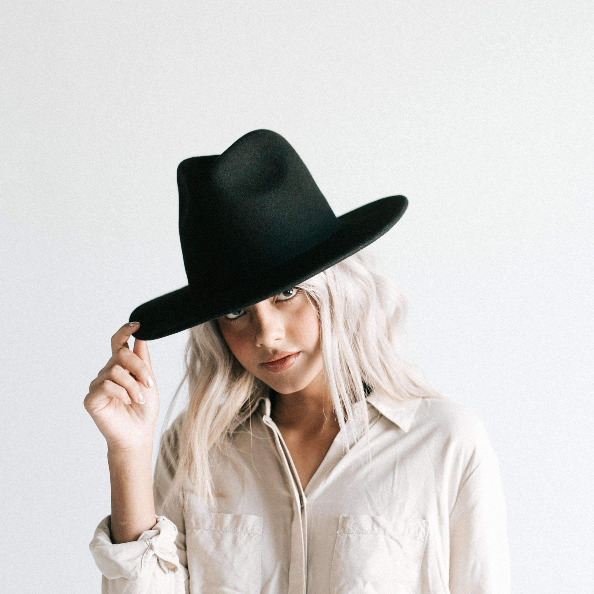 Wes Fedora- Black