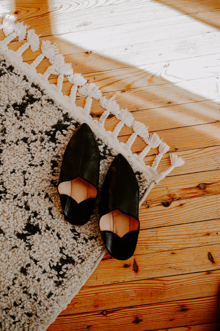 Moroccan Plain Pointed Babouche Slippers